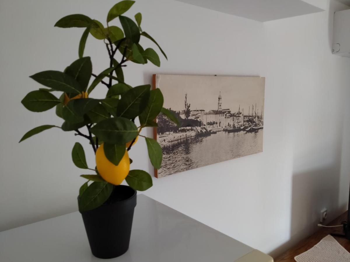 Apartman Avsec Krk Town Exteriör bild